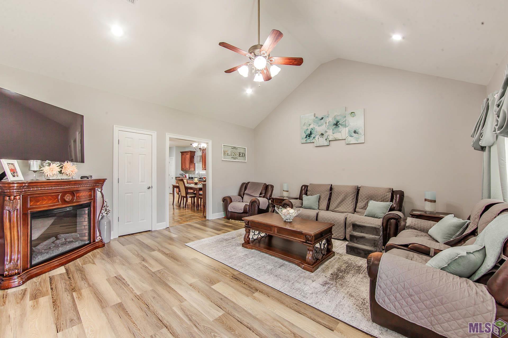 130 Buccaneer Road Gray, LA 70359 - Photo 3 of 12 Gallery Image 3