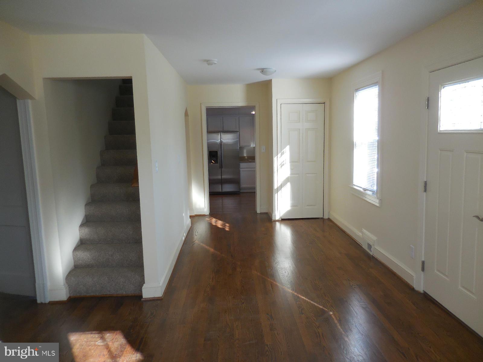 4831 Long View Road Temple Hills, MD 20748 - Photo 10 of 30 Dining Room