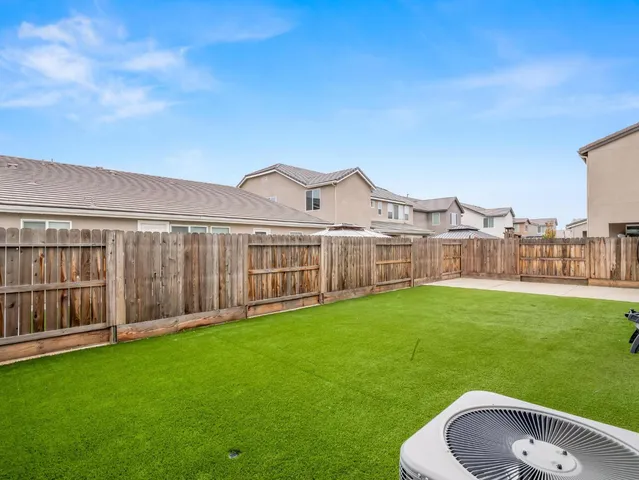 $550,000 | 4080 San Jose Avenue, Clovis, CA 93619