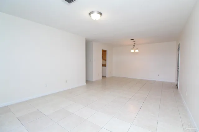 $1,150 | 4964 West Spencer Field Road, Unit 6, Pace, FL 32571