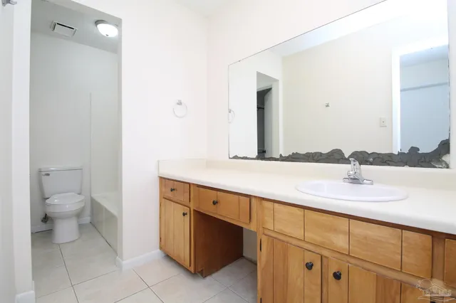 $1,150 | 4964 West Spencer Field Road, Unit 6, Pace, FL 32571