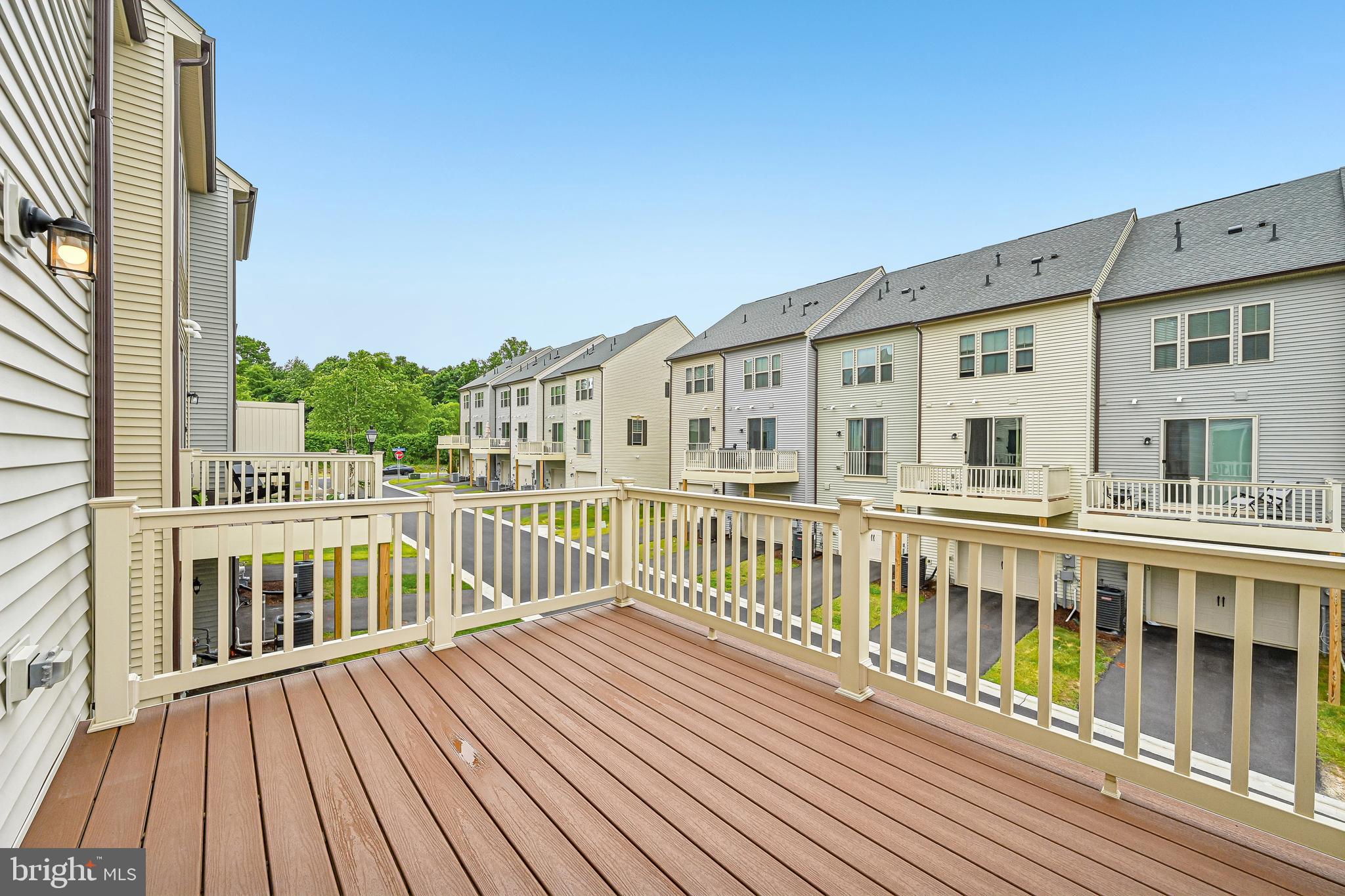 3983 Small Roundtop Road Hanover, MD 21076 - Photo 6 of 58 Deck