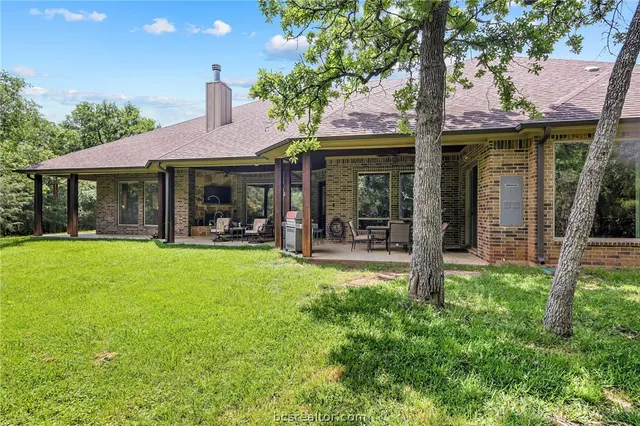 $1,350,000 | 17899 Saddle Creek Drive, College Station, TX 77845