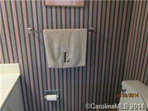 6035 Heath Valley Road, Unit D Charlotte, NC 28210 - Photo 3 of 10 Gallery Image 3