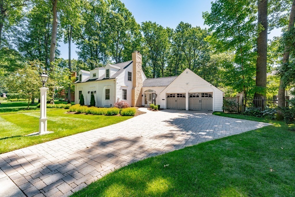 19 Eton Road Longmeadow, MA 01106 - Photo 1 of 42 Gallery Image 1