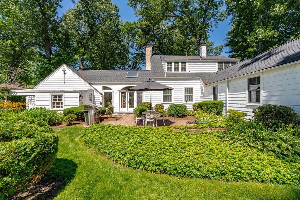 19 Eton Road Longmeadow, MA 01106 - Photo 8 of 42 Gallery Image 8