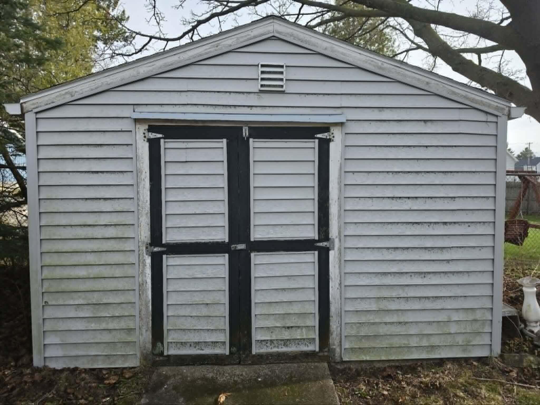 1420 Hawthorne Avenue Two Rivers, WI 54241 - Photo 30 of 34 shed