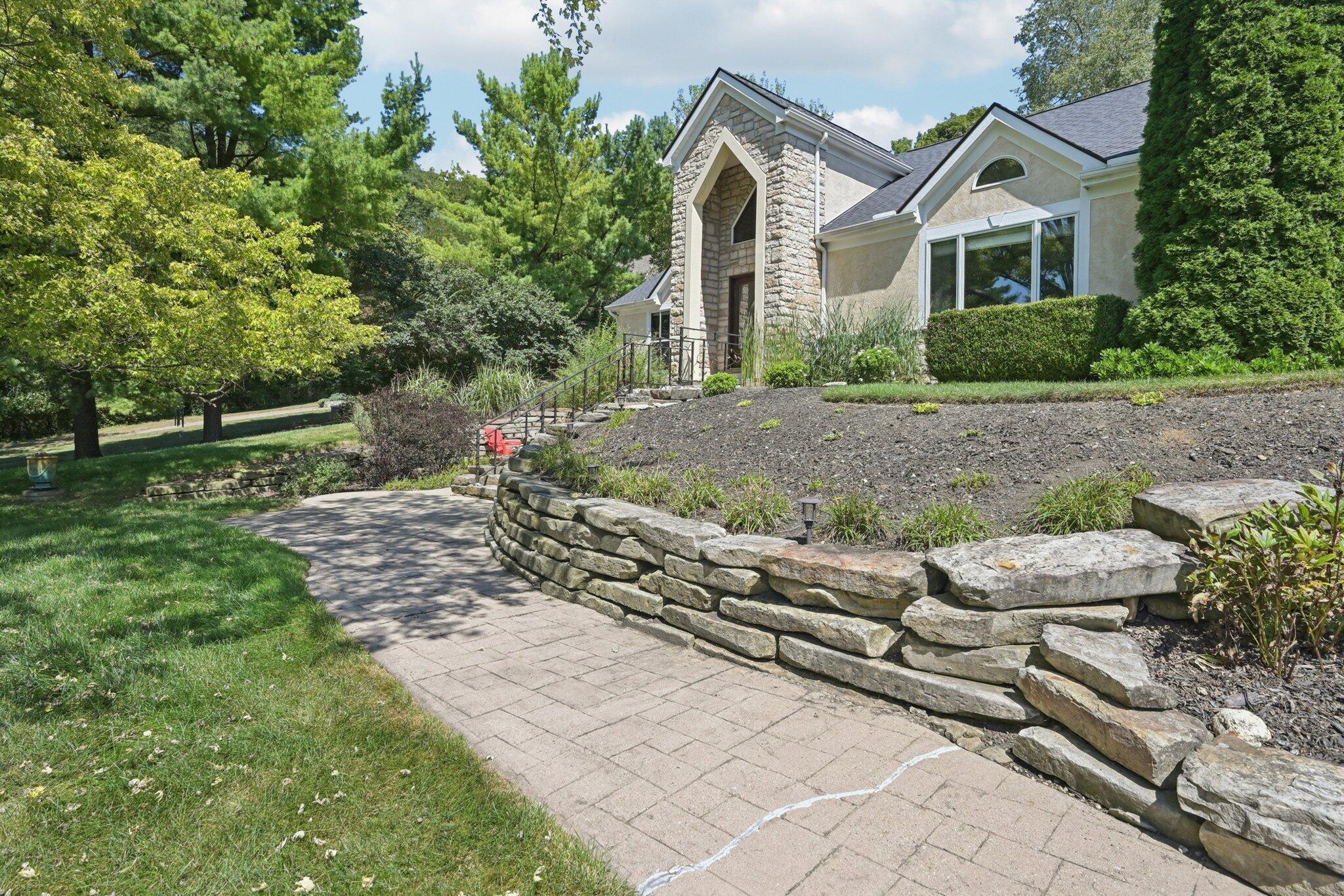 10669 Riverside Drive Powell, OH 43065 - Photo 12 of 103 Front