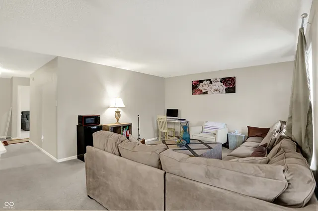 $332,500 | 6333 Teacup Drive, McCordsville, IN 46055