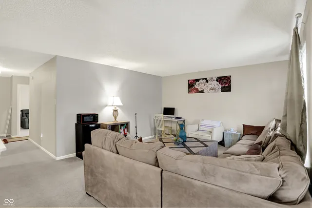 $332,500 | 6333 Teacup Drive, McCordsville, IN 46055