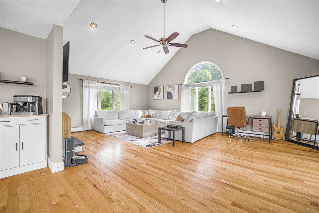 96 Fowler Street Upton, MA 01568 - Photo 7 of 40 Gallery Image 7