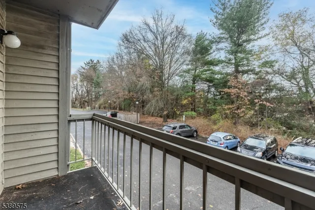 $255,000 | 32 Sam Bonnell Drive, Clinton, NJ 08809