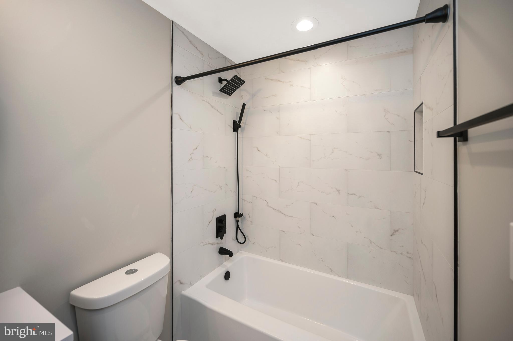 22 Rock Hill Church Road Stafford, VA 22556 - Photo 44 of 54 Lower level bath with tub