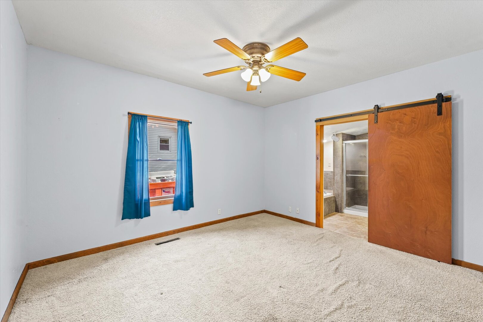 501 East McClelland Street Monticello, IL 61856 - Photo 17 of 31 a view of an empty room