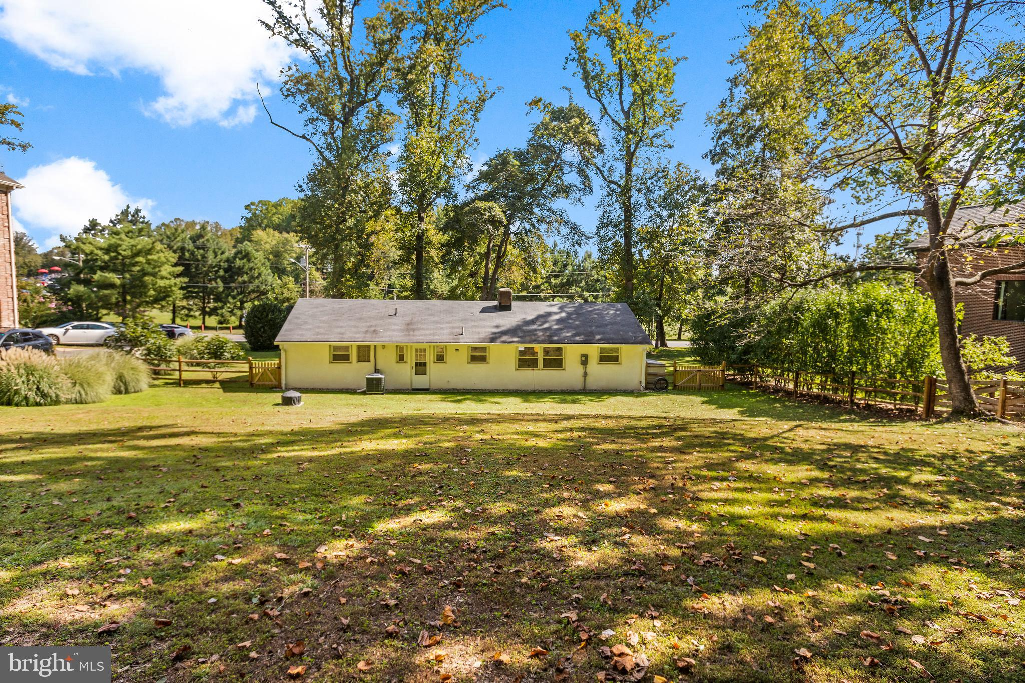 1112 Utterback Store Road Great Falls, VA 22066 - Photo 25 of 32 Expansive Lot