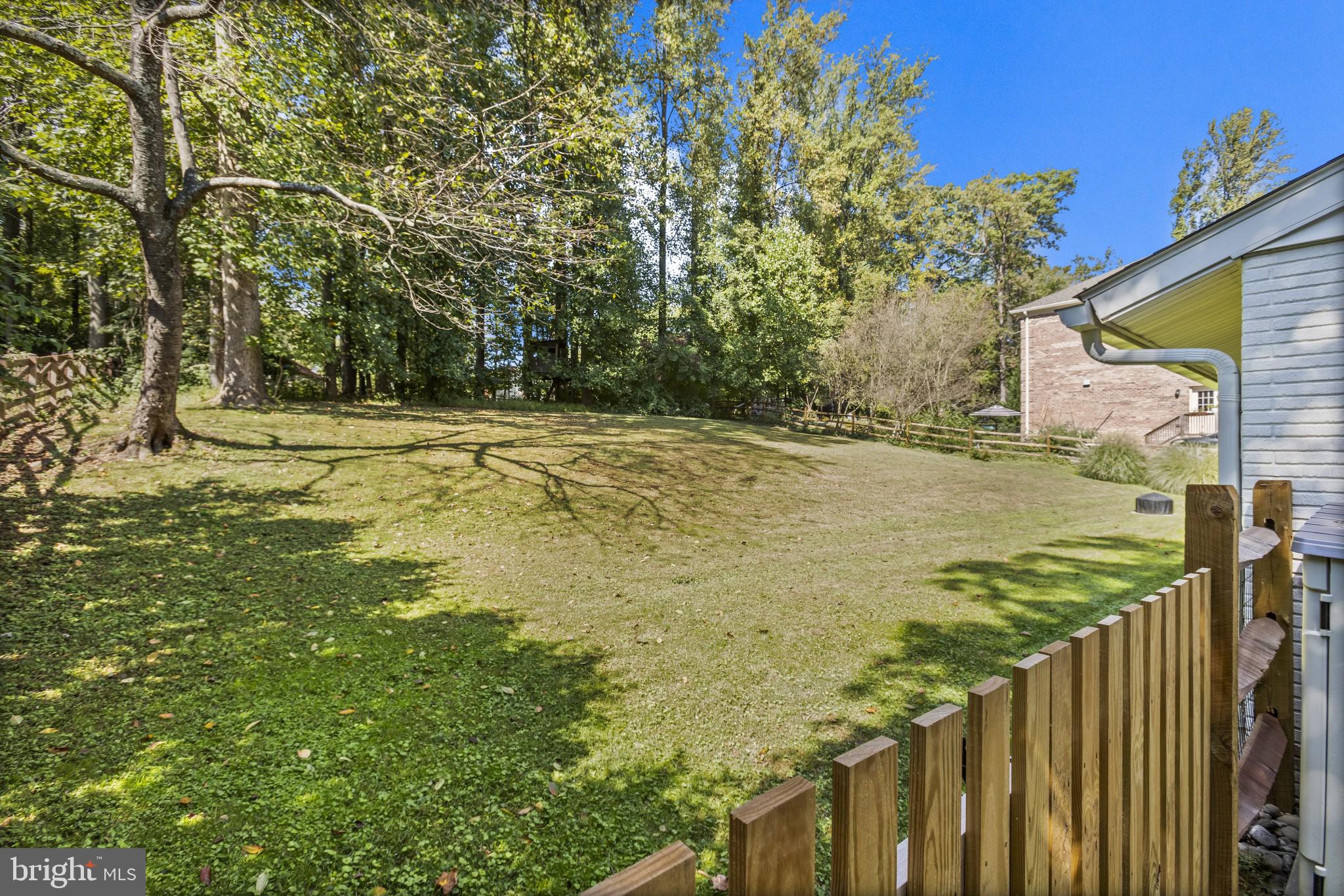 1112 Utterback Store Road Great Falls, VA 22066 - Photo 27 of 32