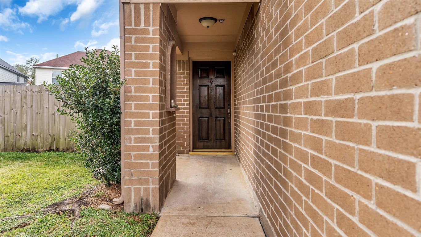 5534 Calm Court Houston, TX 77084 - Photo 2 of 48 a view of a pathway