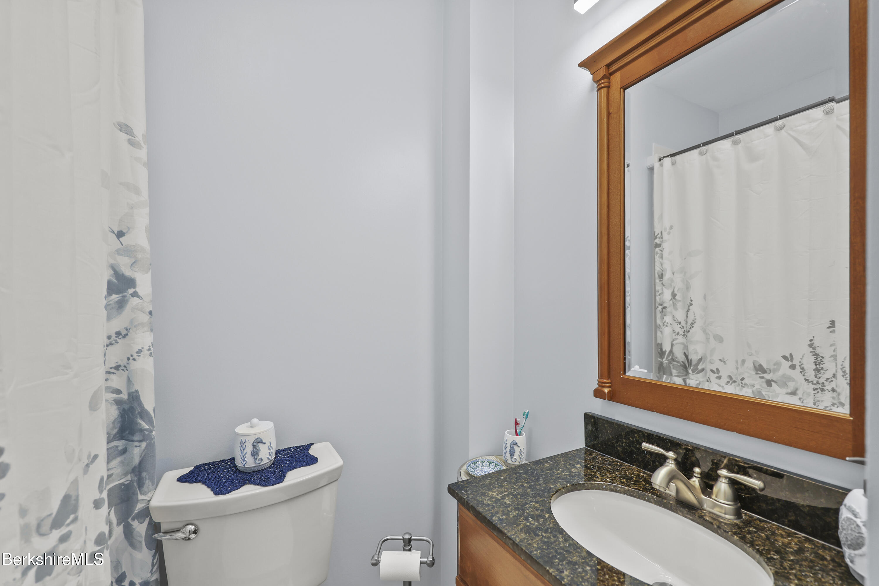 61 Harding Street Pittsfield, MA 01201 - Photo 31 of 48 170 Second Floor Bathroom