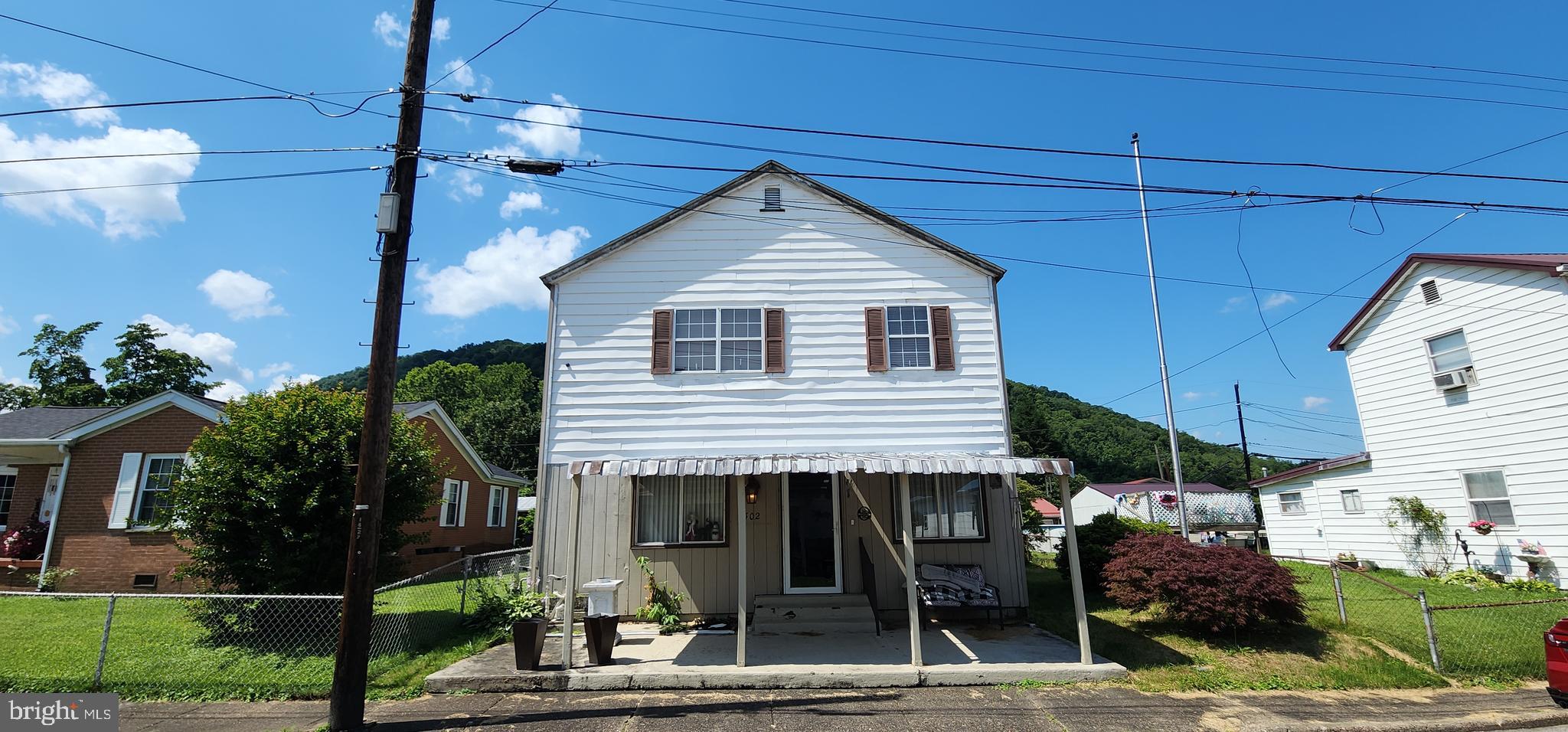 502 Alexander Street Cedar Grove, WV 25039 - Photo 1 of 63