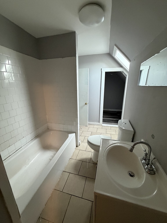 43 Adams Street, Unit 3 Lynn, MA 01902 - Photo 11 of 12