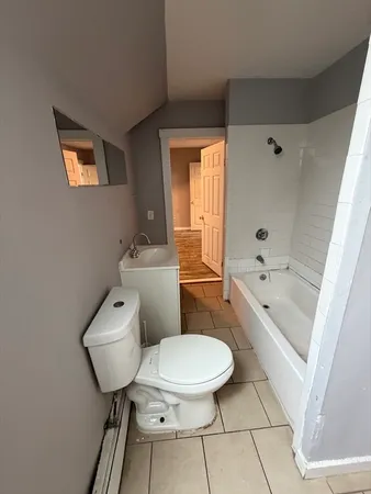 $2,300 | 43 Adams Street, Unit 3, Lynn, MA 01902