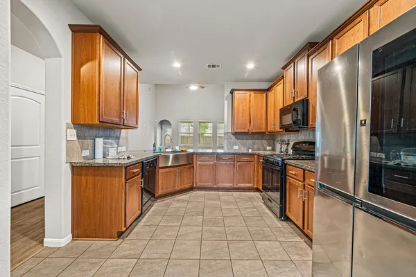 $2,800 | 13826 Andover Park Drive, Houston, TX 77083