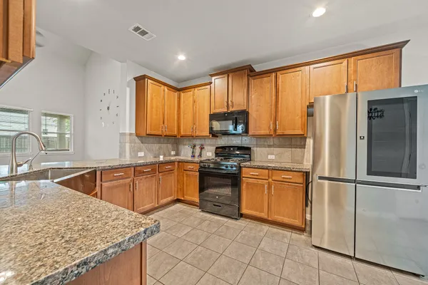 $2,800 | 13826 Andover Park Drive, Houston, TX 77083