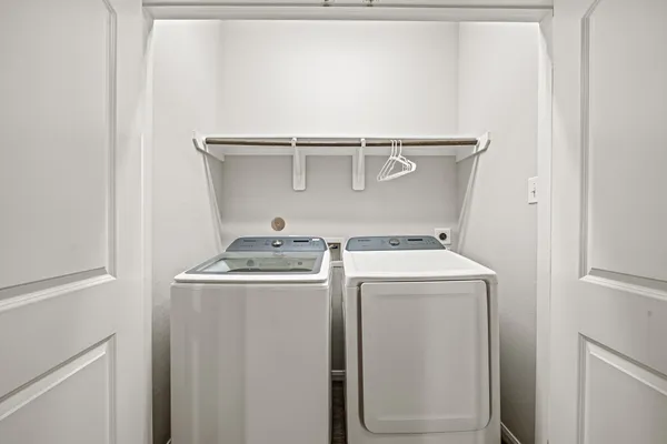 $2,800 | 13826 Andover Park Drive, Houston, TX 77083