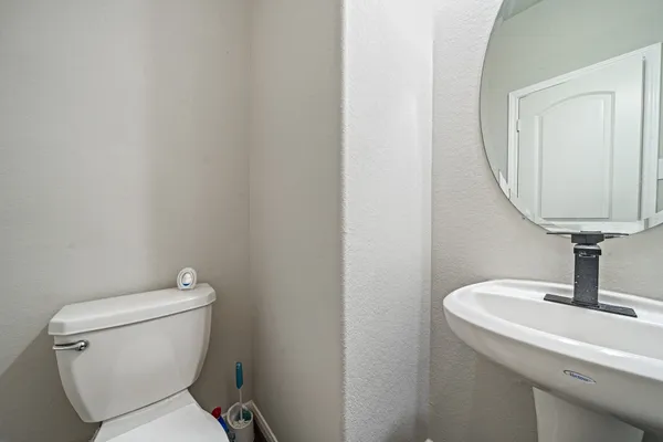 $2,800 | 13826 Andover Park Drive, Houston, TX 77083
