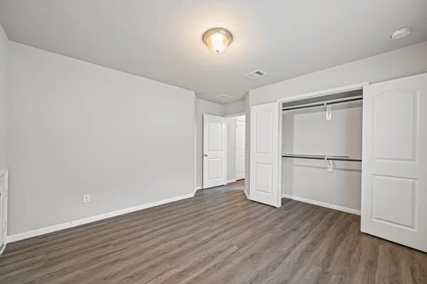 $2,800 | 13826 Andover Park Drive, Houston, TX 77083