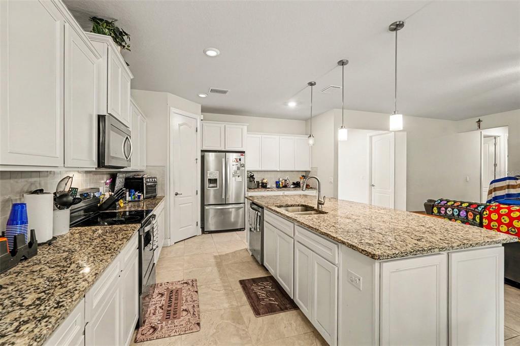12593 Palapa Loop Spring Hill, FL 34610 - Photo 14 of 32