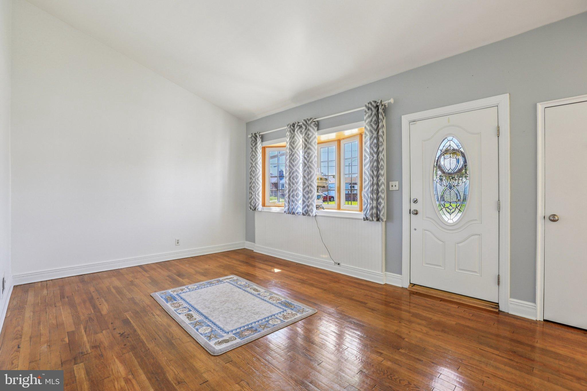 810 Lynvue Road Linthicum Heights, MD 21090 - Photo 5 of 45 Bright and airy entryway with natural light.