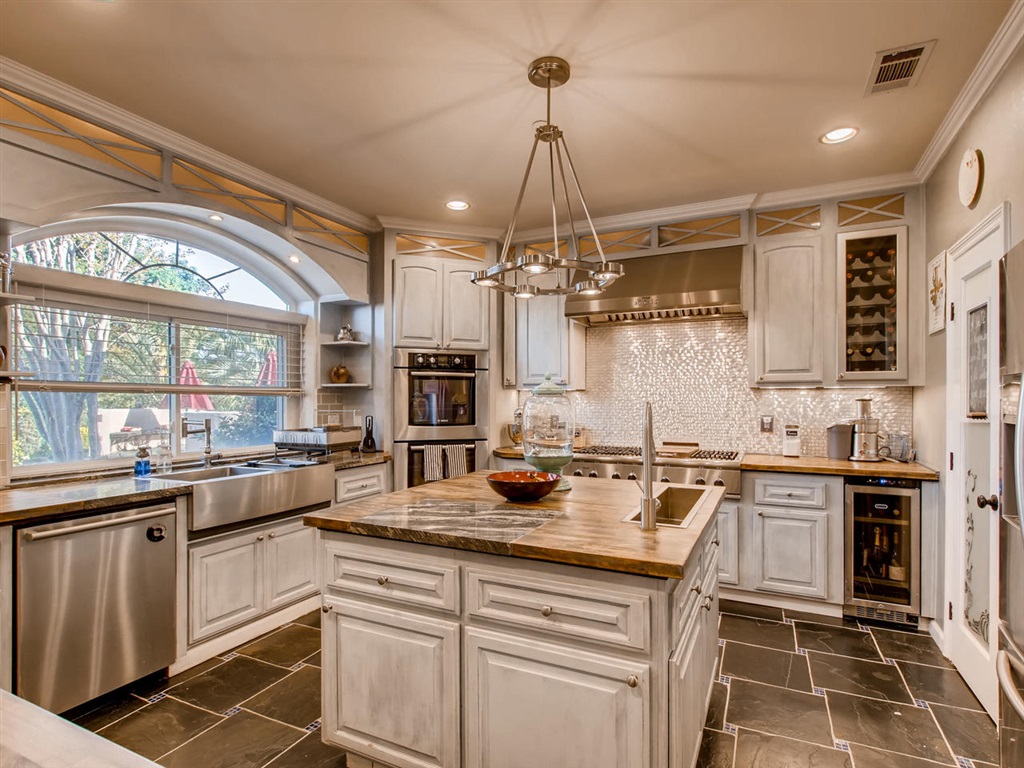 2793 Dos Lomas Fallbrook, CA 92028 - Photo 8 of 25 Gallery Image 8