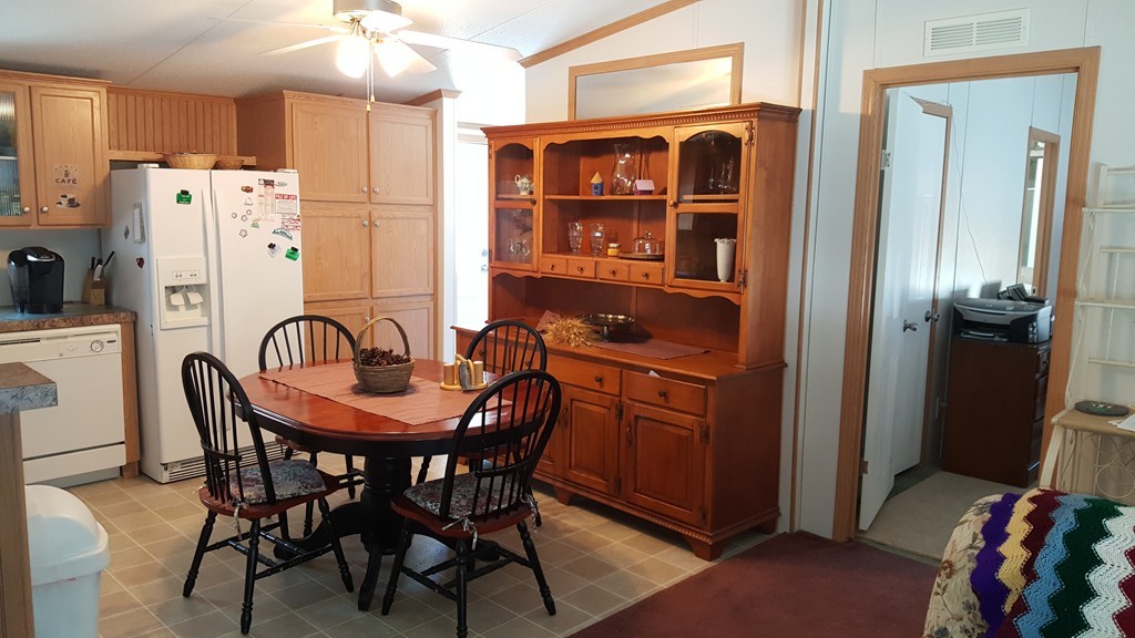 65 Gauthier Road Petersham, MA 01366 - Photo 8 of 19 Gallery Image 8