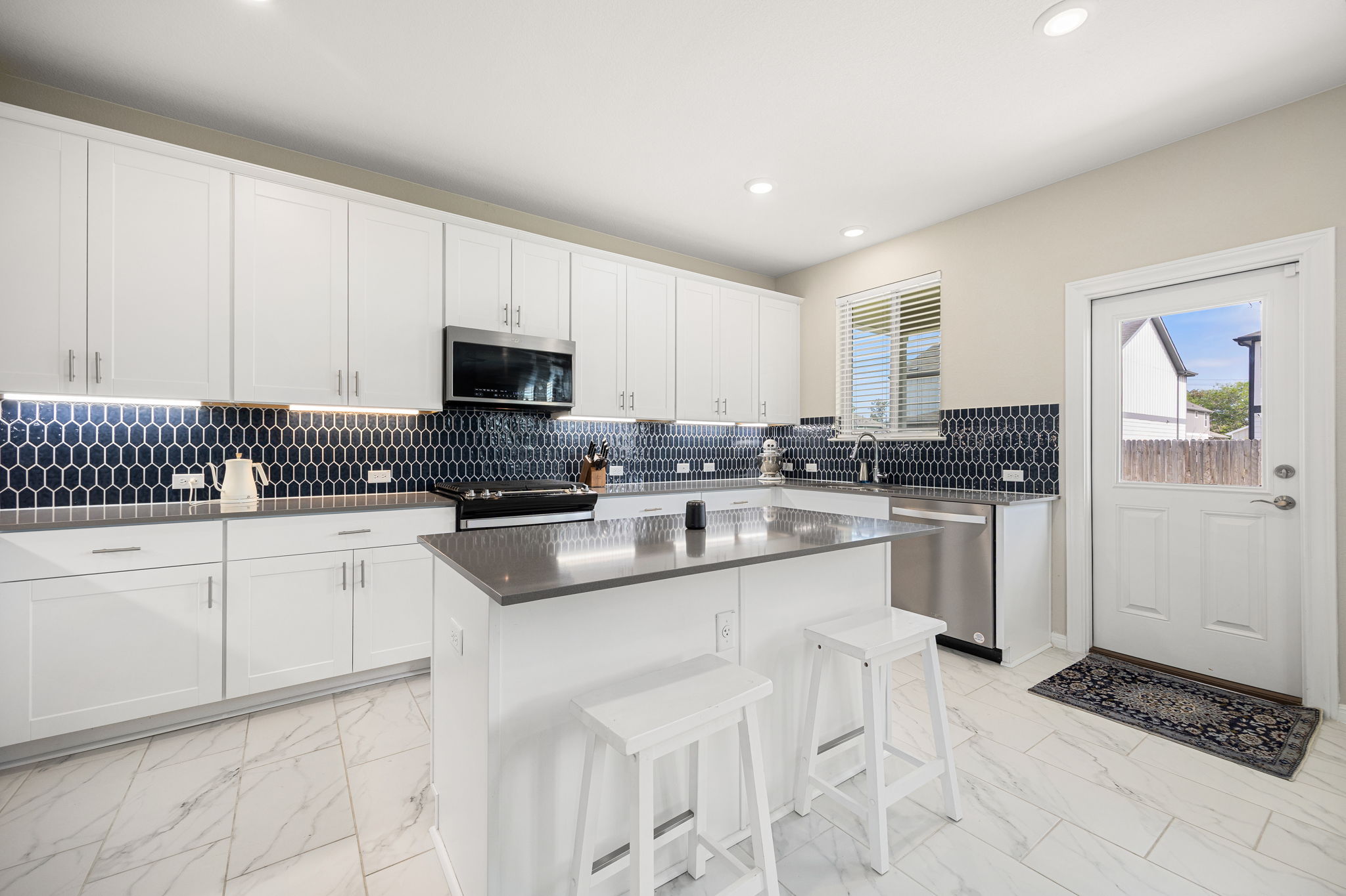 5406 Mars Lane Austin, TX 78724 - Photo 13 of 37