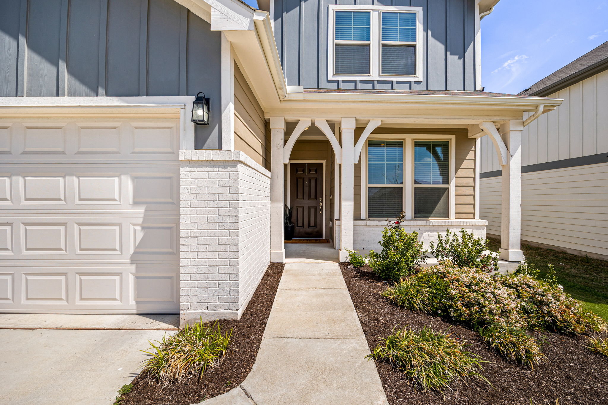 5406 Mars Lane Austin, TX 78724 - Photo 2 of 37