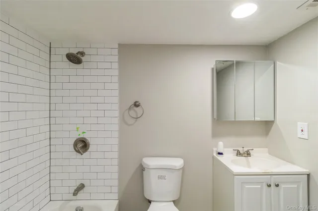 a view of a pathway of a building