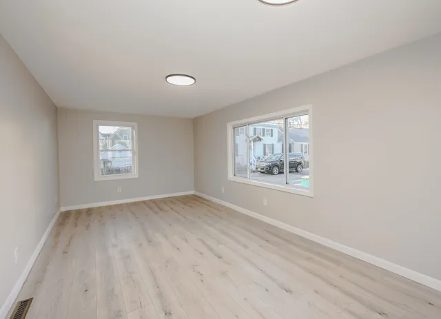 $349,900 | 10 Sarah Court, Rochester, NH 03867