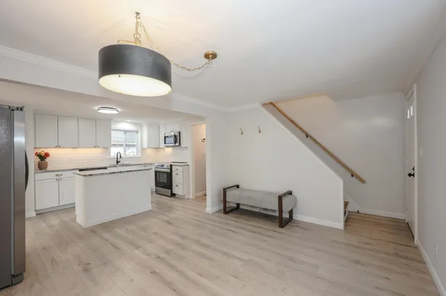 $349,900 | 10 Sarah Court, Rochester, NH 03867