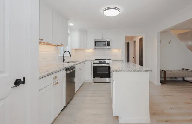 $349,900 | 10 Sarah Court, Rochester, NH 03867