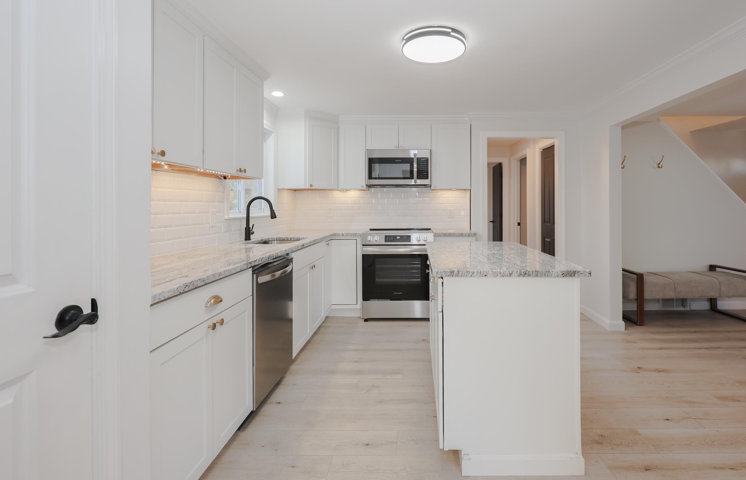 10 Sarah Court Rochester, NH 03867 - Photo 4 of 14