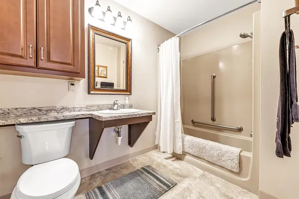 $114,900 | 4920 North Landmark Circle, Unit 2208, Egg Harbor, WI 54209