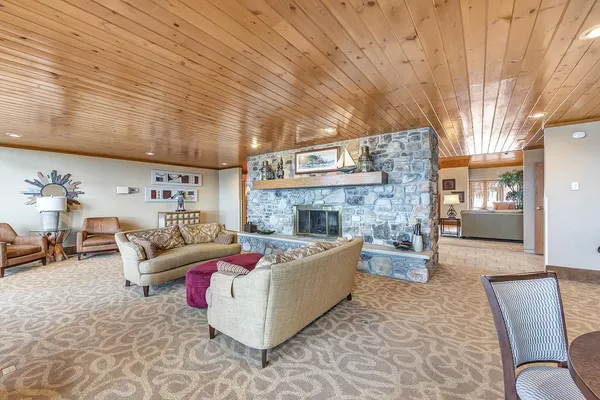 $119,900 | 4920 North Landmark Circle, Unit 2208, Egg Harbor, WI 54209