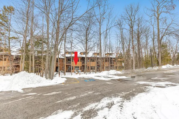 $119,900 | 4920 North Landmark Circle, Unit 2208, Egg Harbor, WI 54209