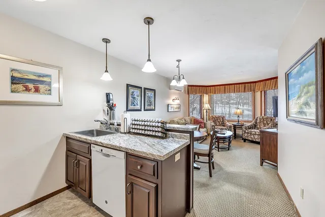 $124,900 | 4920 North Landmark Circle, Unit 2208, Egg Harbor, WI 54209