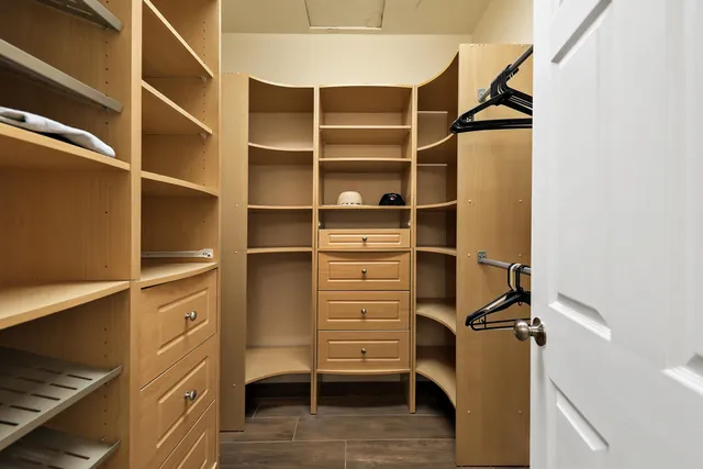 a view of walk in closet