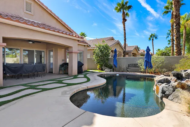 a view of a house with outdoor space