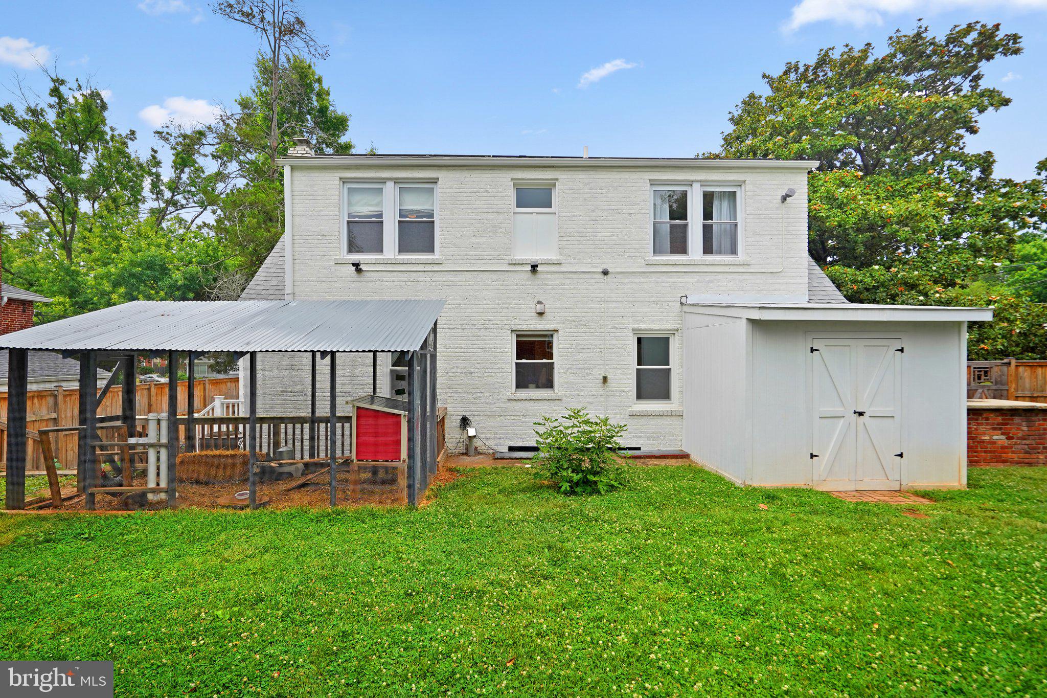 400 Lanark Way Silver Spring, MD 20901 - Photo 44 of 49 Rear exterior
