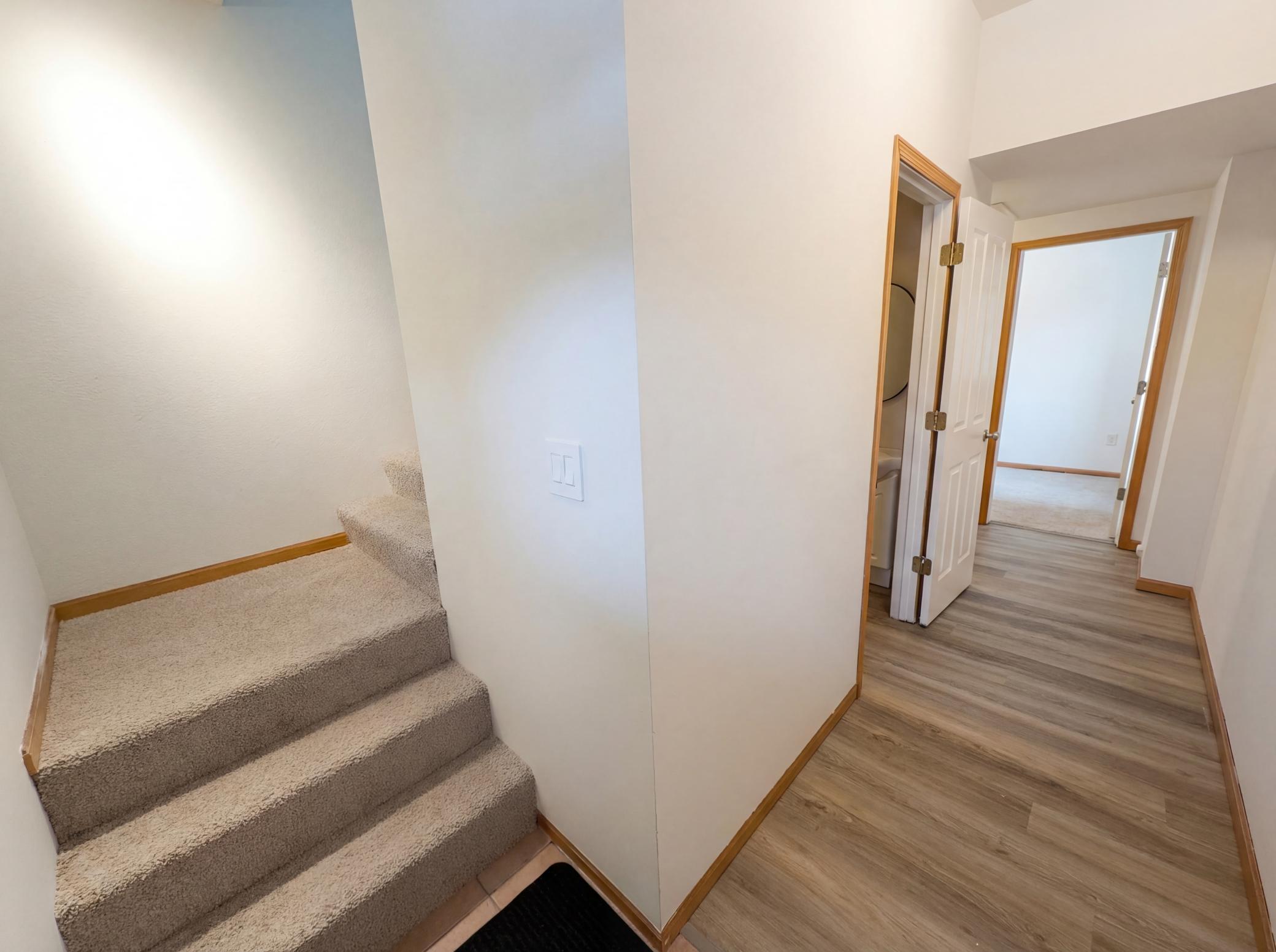 244 Point Douglas Road North St. Paul, MN 55106 - Photo 11 of 20