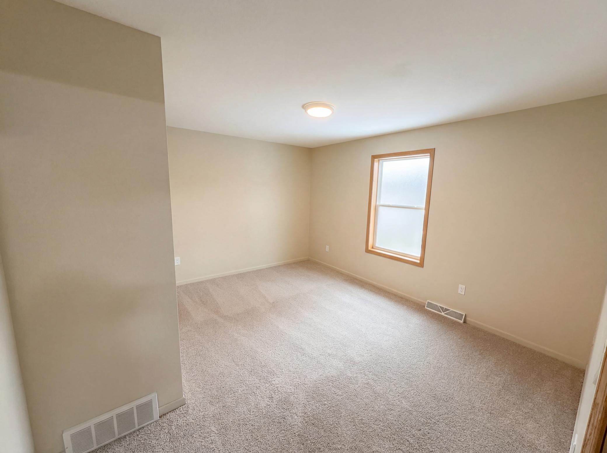 244 Point Douglas Road North St. Paul, MN 55106 - Photo 17 of 20